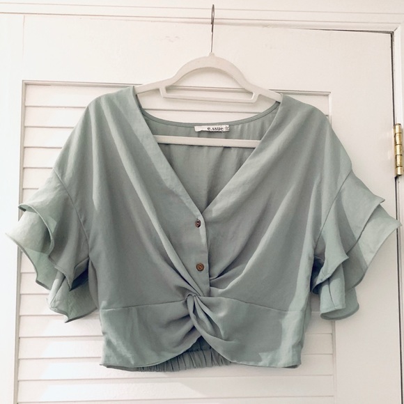 NWOT Boutique Crop Top - Picture 2 of 4